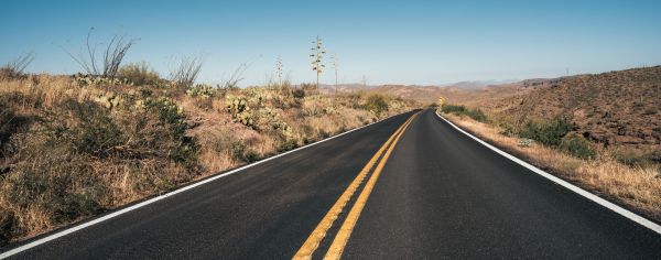 Blacktop Service in Corona