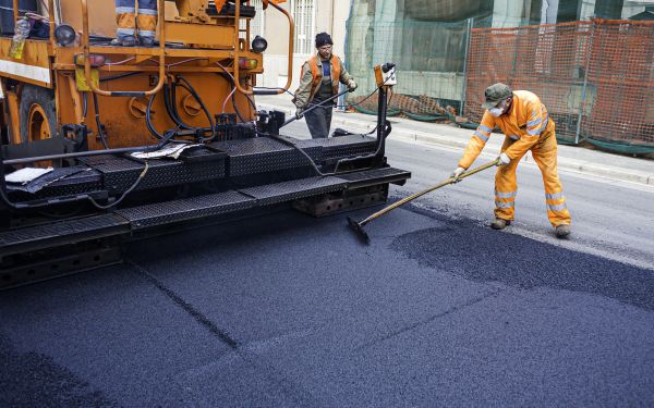 Asphalt Overlaying in Corona